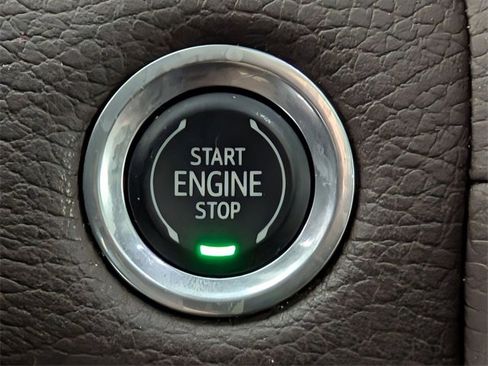 Used 2021 GMC Yukon Denali w/ Denali Ultimate Package image 26