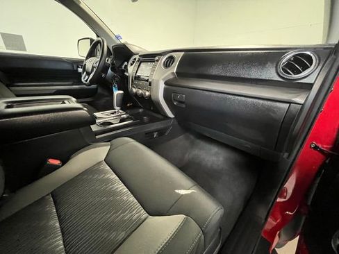 Used 2018 Toyota Tundra SR5 w/ SR5 Upgrade Package RWD image 10