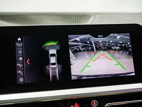 Used 2020 BMW 330i Sedan w/ Convenience Package image 24