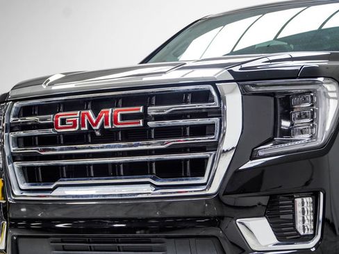 Used 2023 GMC Yukon SLT w/ SLT Premium Package RWD image 2