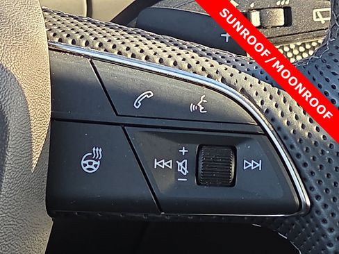 Used 2023 Audi SQ5 Prestige w/ Prestige Package image 22