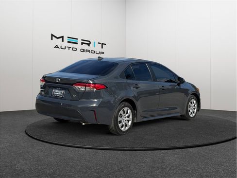 Used 2024 Toyota Corolla LE FWD image 9