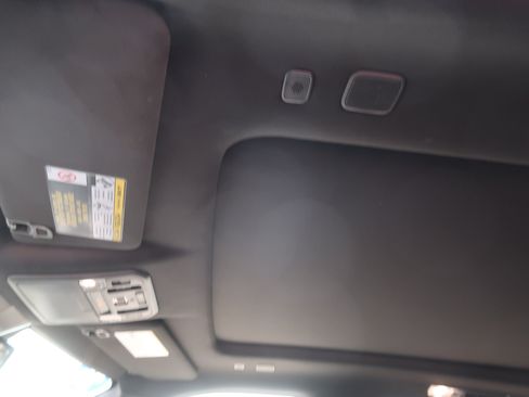Used 2026 Toyota Sequoia Platinum AWD/4WD image 18