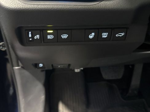 Used 2025 Toyota RAV4 XSE image 37