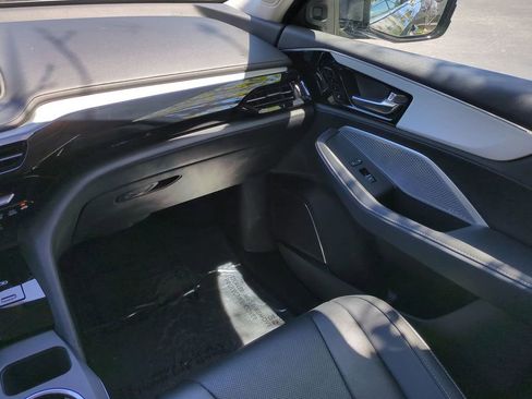 Certified 2024 Acura MDX SH-AWD w/ Technology Package image 17