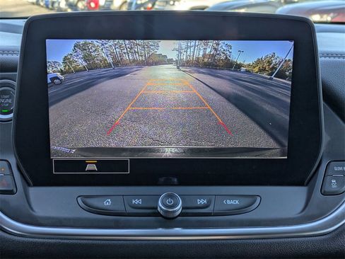 Used 2025 Chevrolet Blazer LT image 17