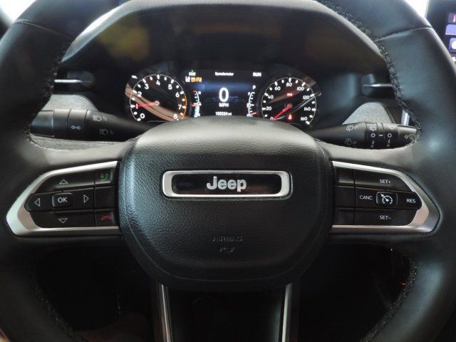 Used 2023 Jeep Compass Latitude AWD/4WD image 30