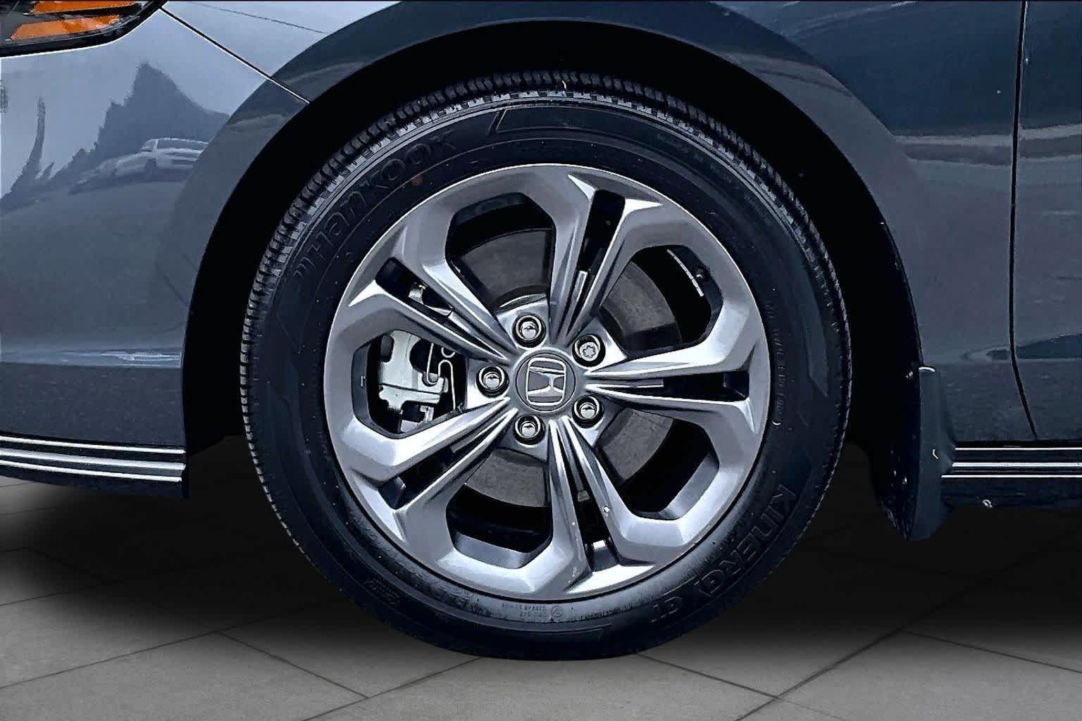 Used 2024 Honda Accord EX-L image 10