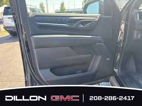 Used 2024 GMC Yukon Denali w/ Advanced Technology Package AWD/4WD image 10