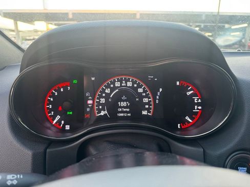 Used 2020 Dodge Durango R/T w/ Blacktop Package RWD image 4
