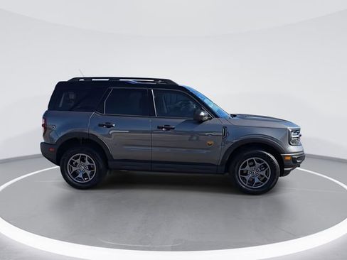 Used 2023 Ford Bronco Sport Badlands image 9