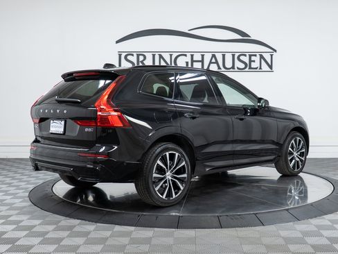 Certified 2025 Volvo XC60 B5 Plus w/ Protection Package Premier image 5