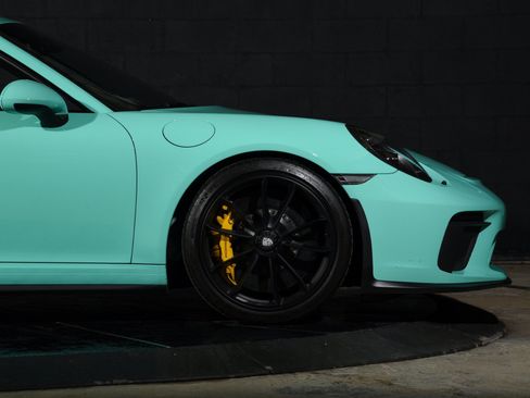 Used 2018 Porsche 911 GT3 RWD image 21