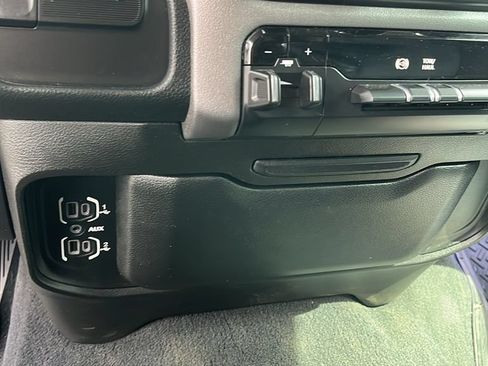 Used 2019 RAM 2500 Big Horn AWD/4WD image 14