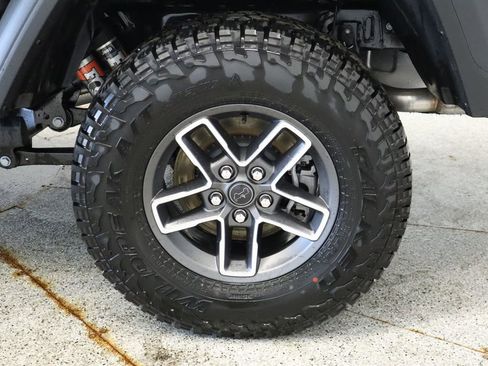 New 2026 Jeep Gladiator Mojave w/ Safety Group AWD/4WD image 18