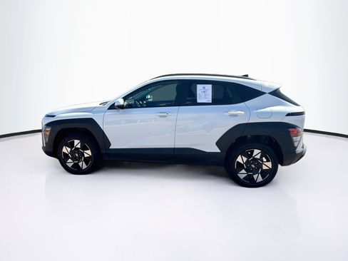 Used 2025 Hyundai Kona SEL AWD/4WD image 4