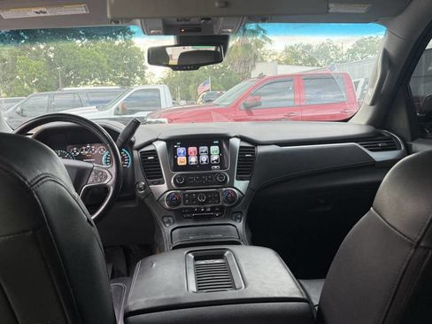 Used 2018 Chevrolet Suburban Premier RWD image 36