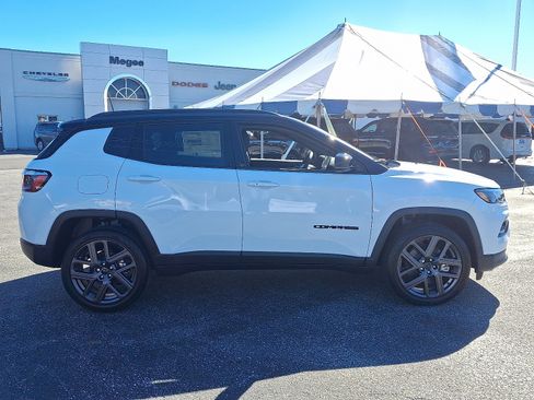 New 2026 Jeep Compass Limited image 7
