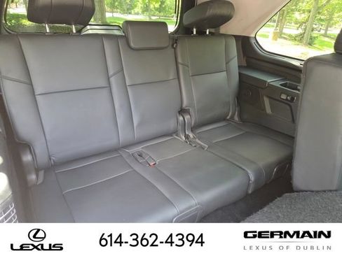 Used 2024 Toyota Sequoia Limited w/ Tow Technology Package AWD/4WD image 33