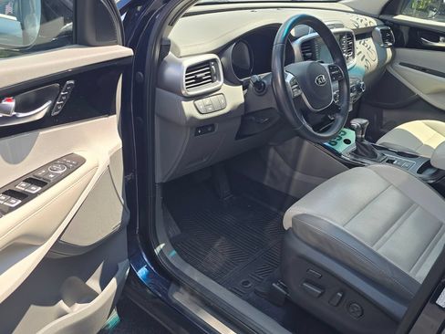 Used 2020 Kia Sorento SX AWD/4WD image 4
