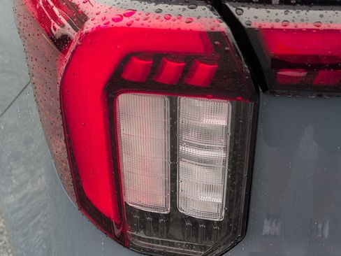 New 2026 Ford Explorer ST-Line RWD image 16