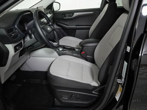 Used 2023 Ford Escape Active image 14