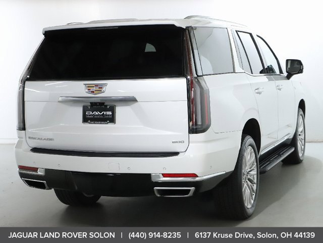 Used 2025 Cadillac Escalade Premium Luxury AWD/4WD image 9