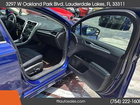 Used 2015 Ford Fusion SE FWD image 35