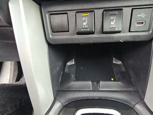 Certified 2025 Toyota Corolla Cross XLE image 19