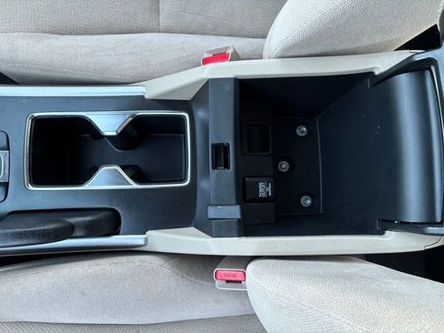 Used 2013 Honda Accord LX image 24
