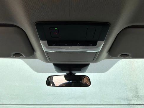 Used 2025 Nissan Sentra SV image 15