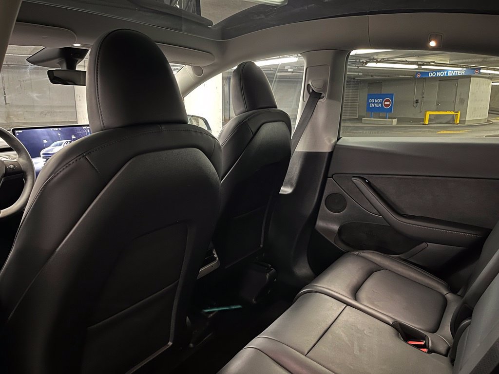 Used 2024 Tesla Model Y Long Range AWD/4WD image 20