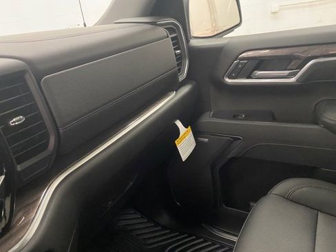 New 2026 Chevrolet Silverado 1500 LTZ w/ LTZ Premium Package image 19