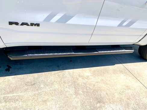 Used 2022 RAM 1500 Big Horn AWD/4WD image 11