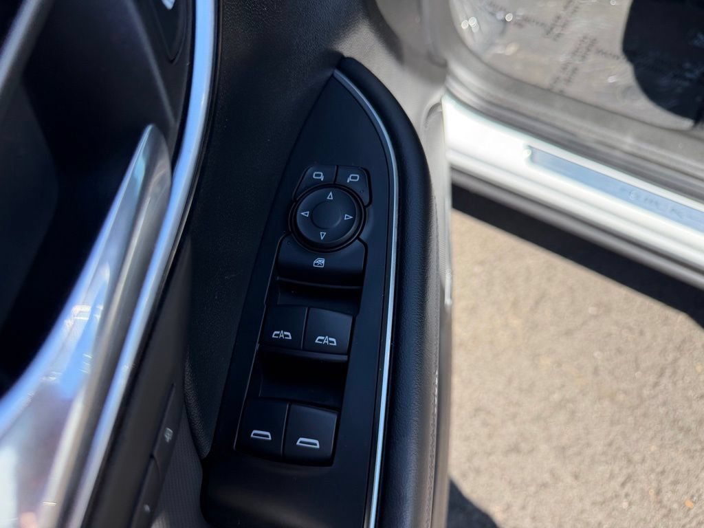 Used 2024 Buick Envision Preferred AWD/4WD image 14
