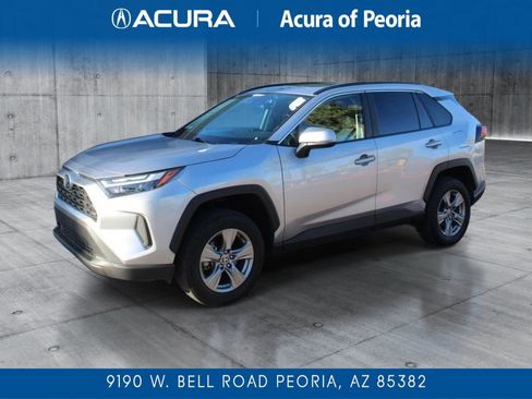 Used 2024 Toyota RAV4 XLE AWD/4WD image 1