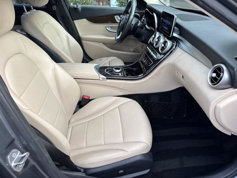Used 2017 Mercedes-Benz C 300 Sedan image 15