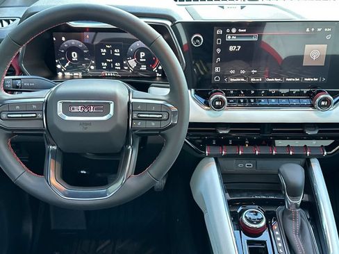 New 2026 GMC Canyon AT4X w/ AT4X AEV Edition AWD/4WD image 11