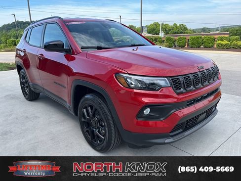 New 2026 Jeep Compass Latitude AWD/4WD image 28
