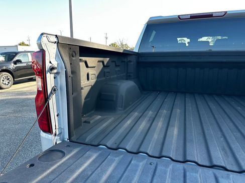 Used 2022 Chevrolet Silverado 1500 Custom image 44