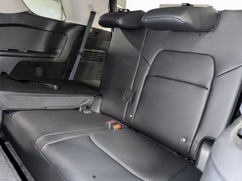 New 2026 Nissan Pathfinder SL image 19