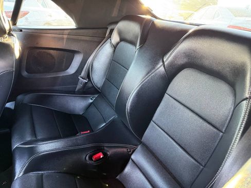 Used 2019 Ford Mustang GT Premium w/ Ford Safe & Smart Package image 18