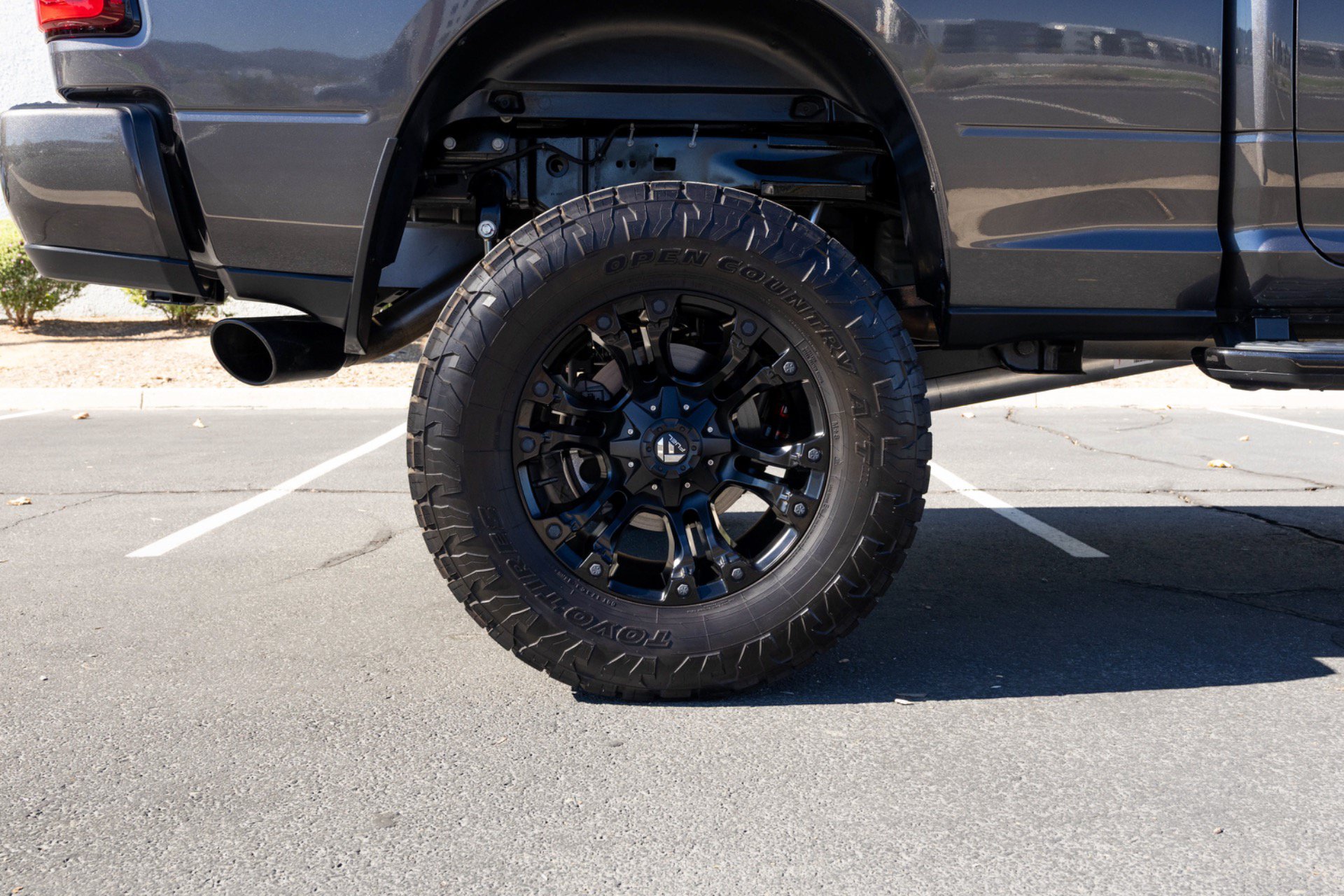 Used 2024 RAM 2500 Laramie w/ Night Edition AWD/4WD image 11