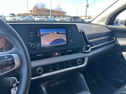 Used 2024 Kia Sportage LX FWD image 29