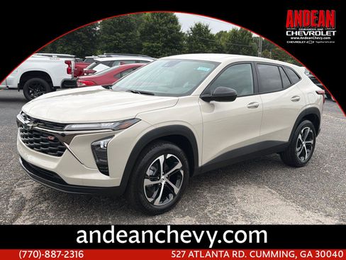 New 2026 Chevrolet Trax RS FWD image 1