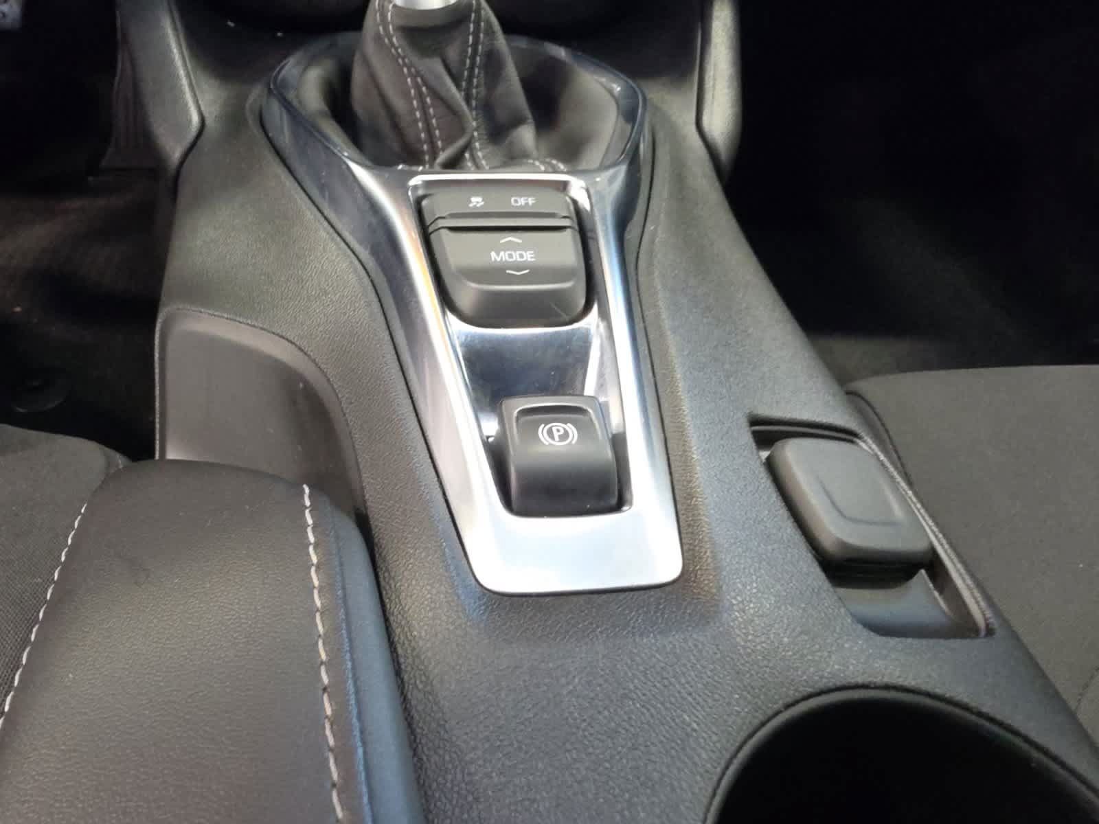 Used 2021 Chevrolet Camaro LT RWD image 24