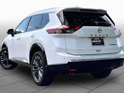 Used 2024 Nissan Rogue Platinum w/ Platinum Premium Package FWD image 12