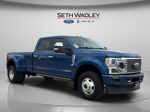 Used 2022 Ford F350 Platinum image 1