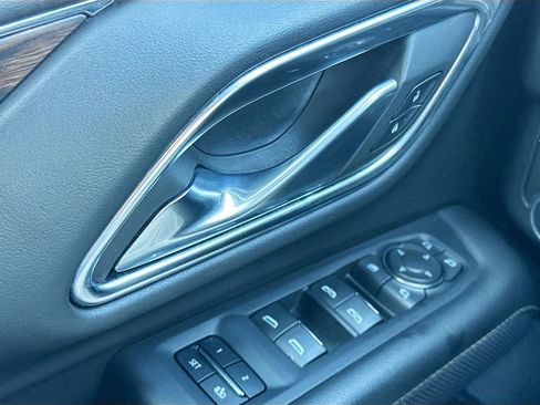 Used 2023 Chevrolet Tahoe Premier image 19