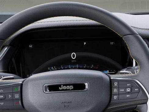 New 2026 Jeep Grand Cherokee L Limited AWD/4WD image 17
